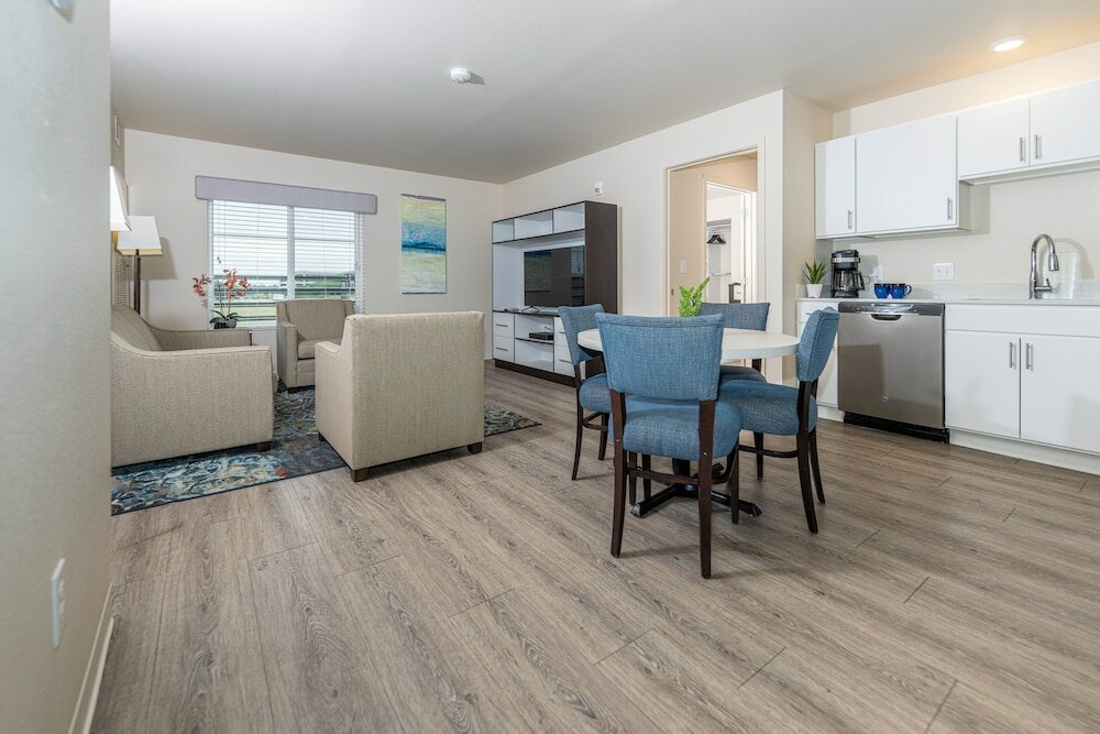 Фото WaterWalk Hotel Dallas-Las Colinas