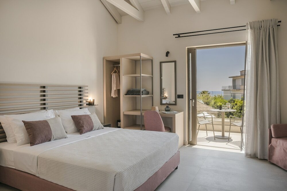 Фото Notos Luxury Studios