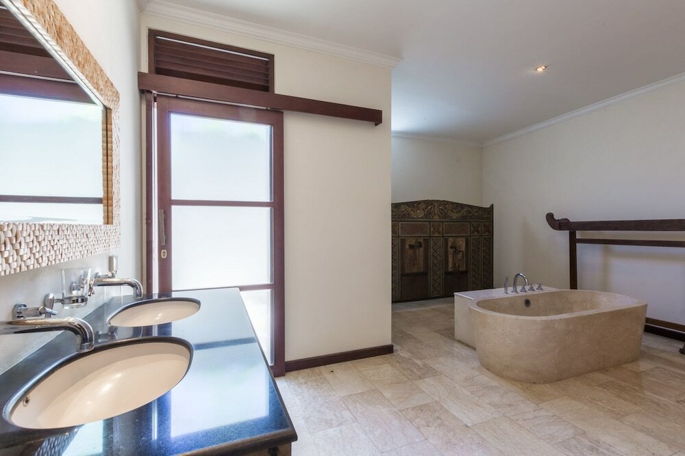 Фото Villa Aisha