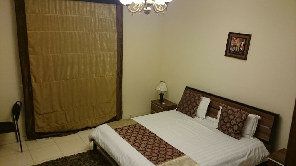 Фото Zwarah Hotel Suites
