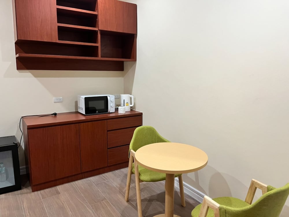 Фото Anwari Hotel
