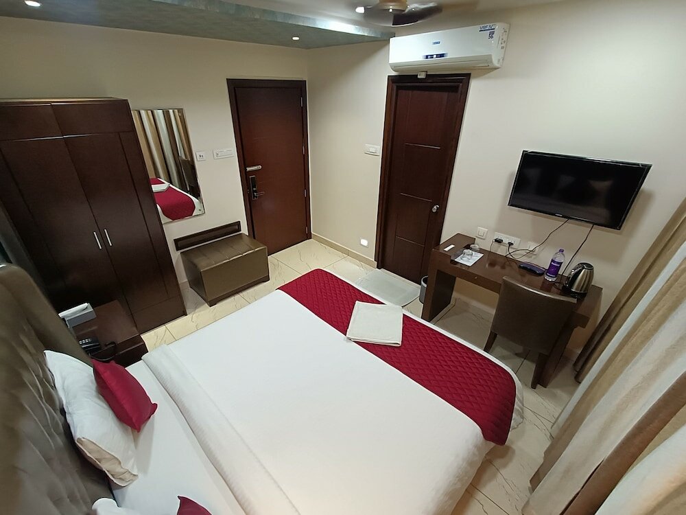 Фото Hotel Akshay Grand