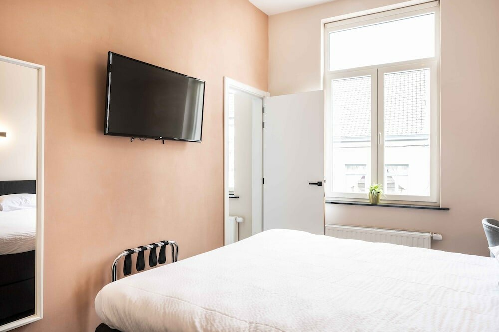 Фото Hotel L'ARTiste