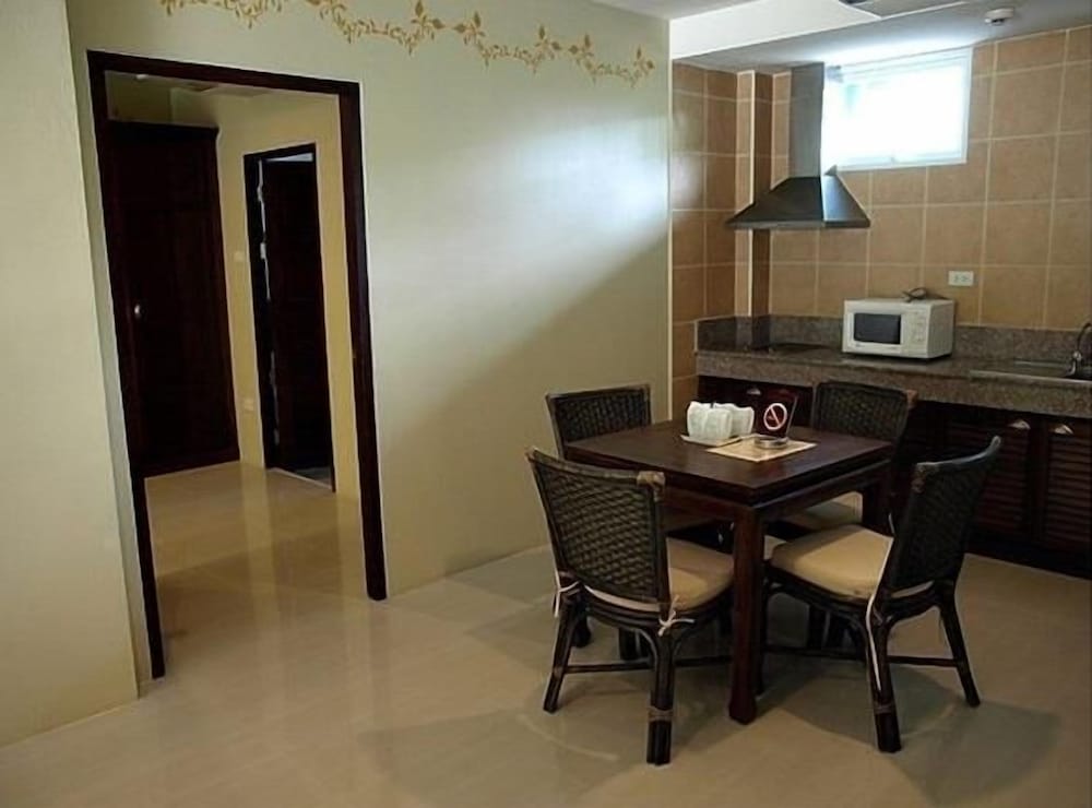 Фото Villa Thongbura