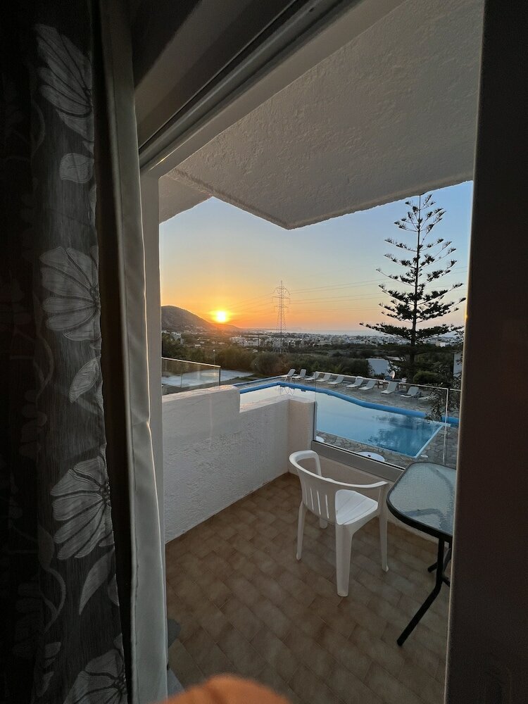 Фото Silia Suites