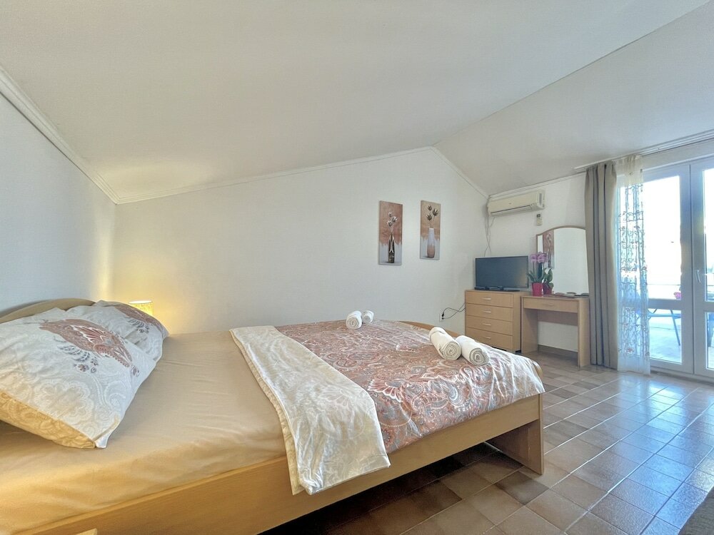 Фото Apartments Elena