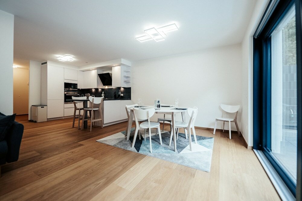 Фото Fully Equipped 1br Apartment w Parking