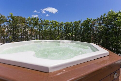 Гостиница Cobertura Milão - Piscina e Jacuzzi во Флорианополисе