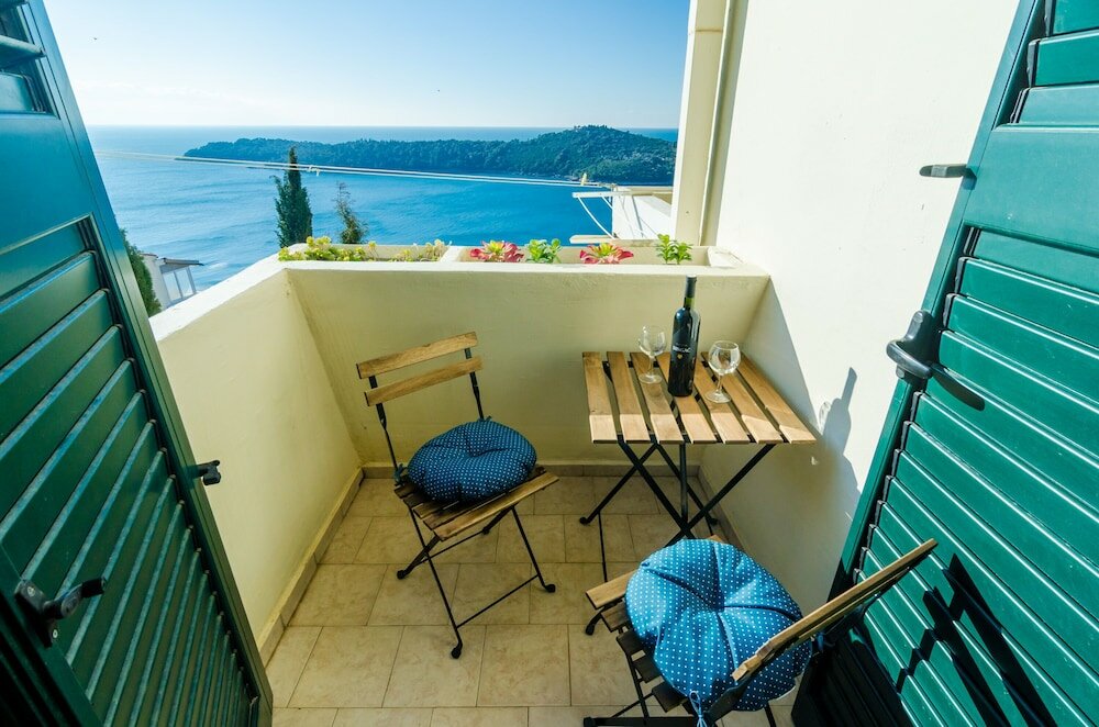 Фото Sun City Apartment