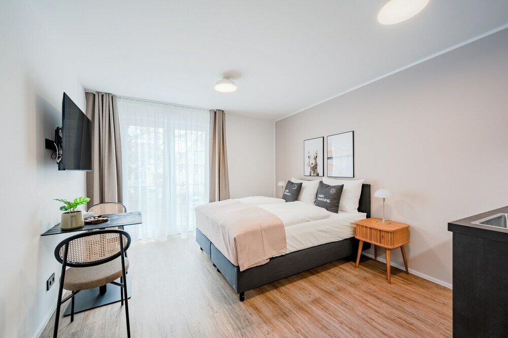 Фото Limehome Metzingen Wilhelmstr