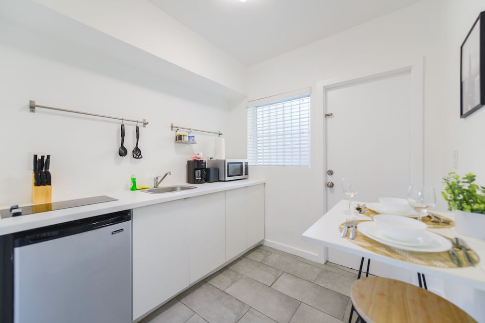 Фото Exquisite Studio 15 min from the beach