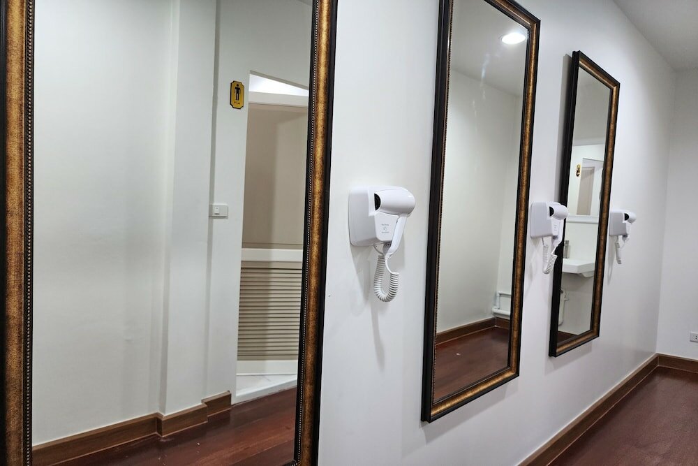 Фото Forgotten Hostel Silom