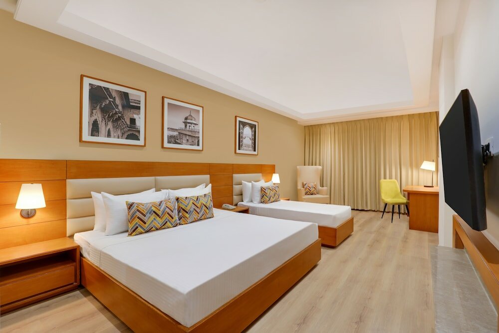 Фото Lemon Tree Hotel Agra