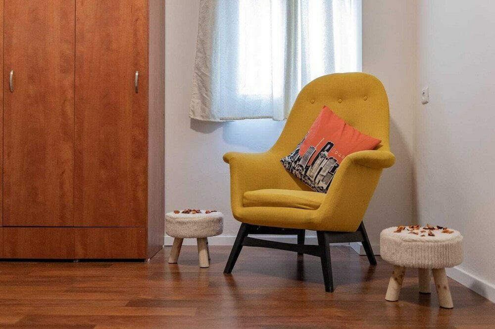 Фото Art Apartment Near Mamila best Location 1