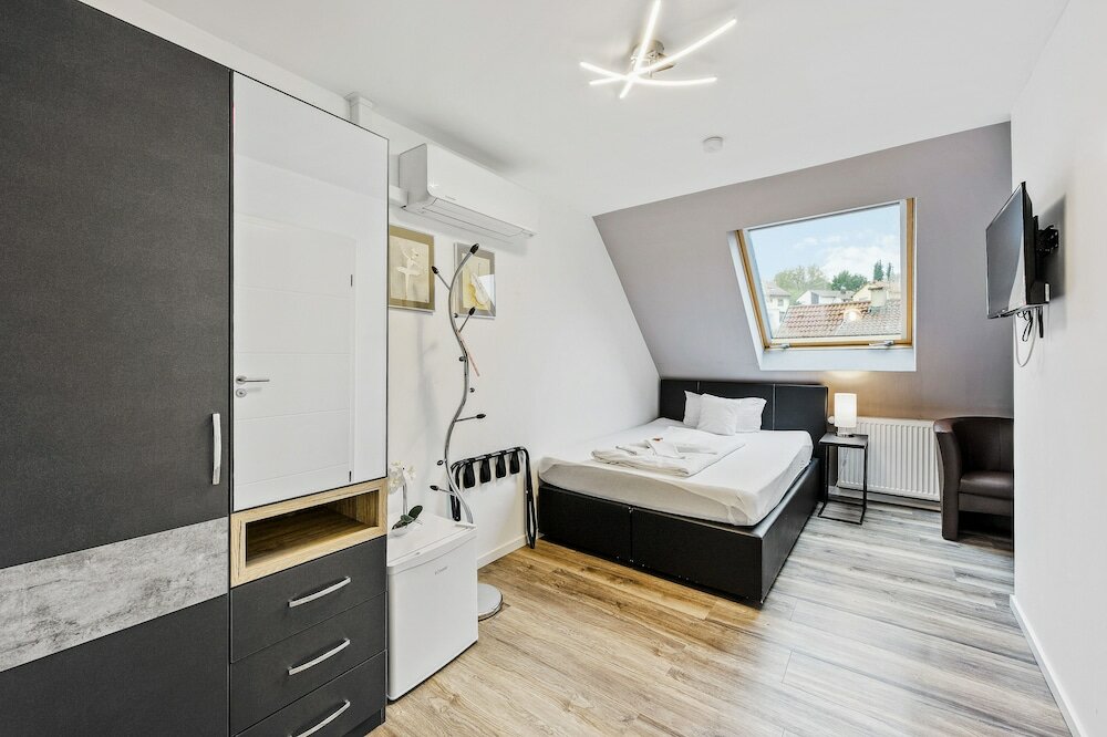 Фото Hotel Phoenix