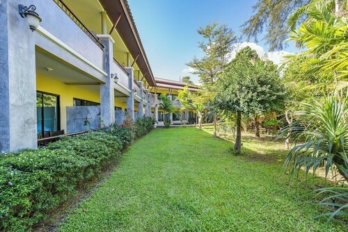 Гостиница Princess Kamala Beachfront Hotel на Камале