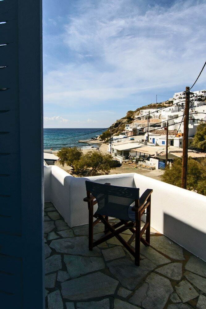 Фото Perigiali Rooms & Apartments Folegandros