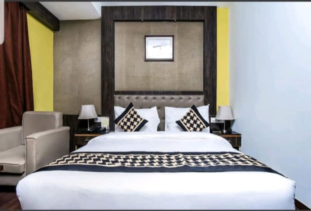 Фото Hotel Myriad