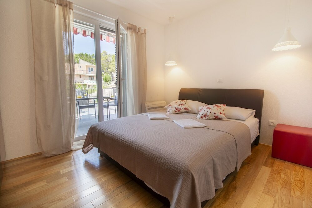 Фото La Storia Apartments