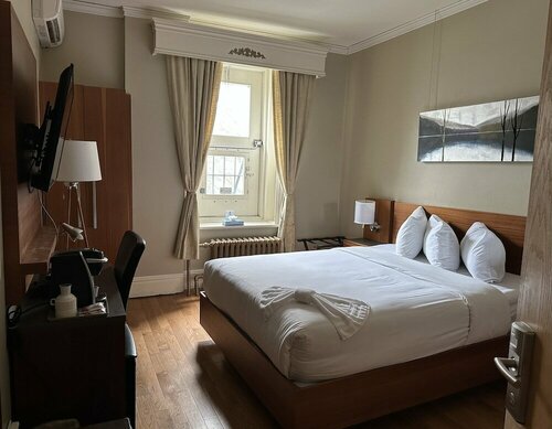 Гостиница Hotel Ermitage в Квебеке