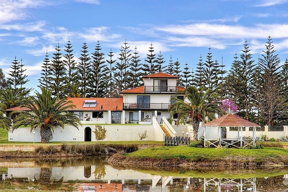 Фото Martin Fields Beach Retreat