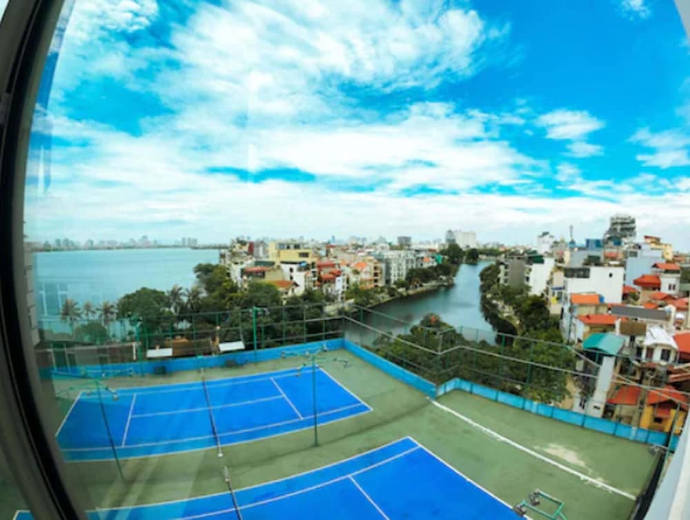 Фото The Hanoi Club Hotel & Residences