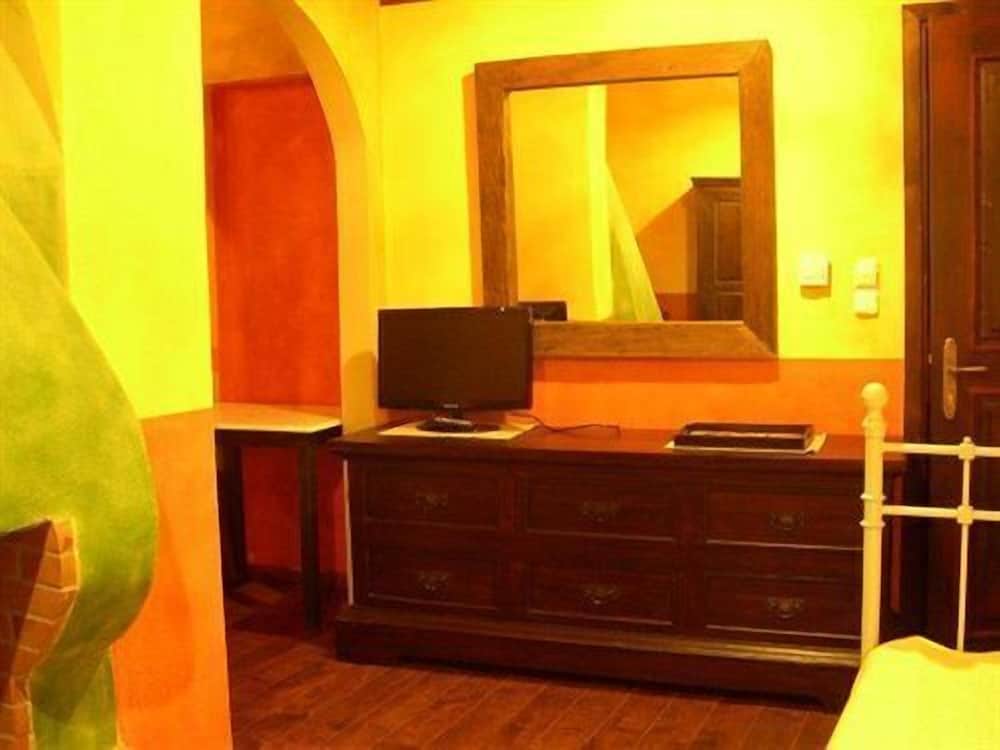 Фото Mythos Guesthouse