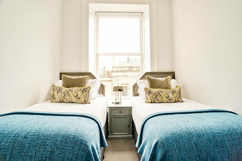 Hotel Joivy Re-Imagined Flat in Georgian Architecture Townhouse, Edinburgh, photo