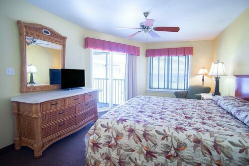 Гостиница Getaways at Soundside Holiday Beach
