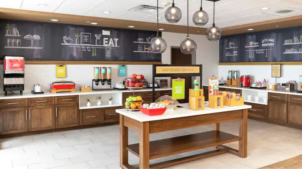 Фото Hampton Inn & Suites Aurora South Denver