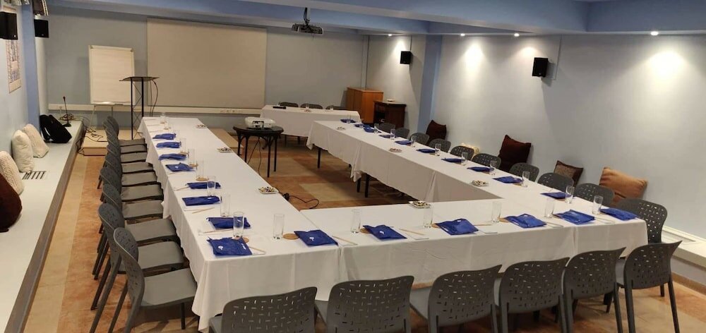 Фото Porto Kea Suites