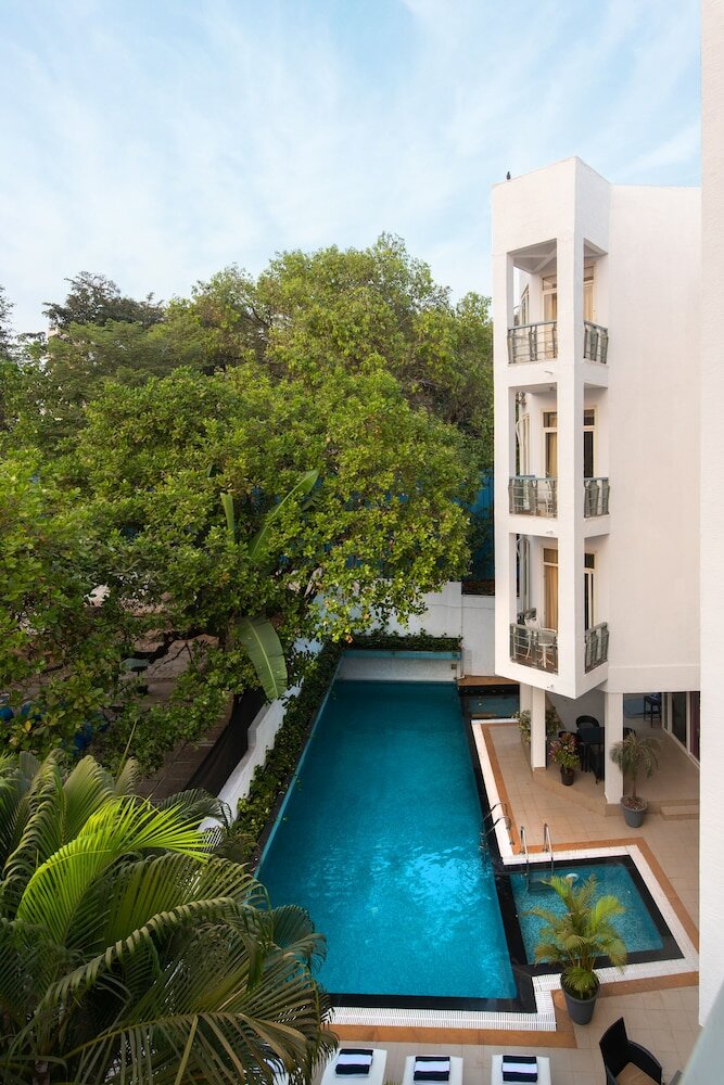 Фото Living Room by Seasons Hotels