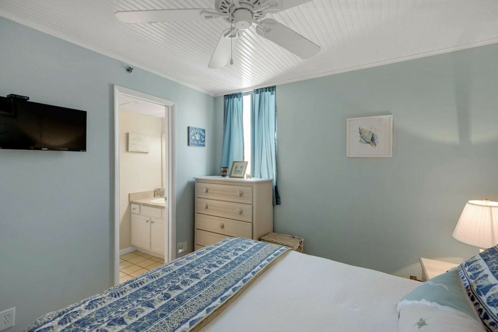 Фото Sunbird Beach Resort 1211 E