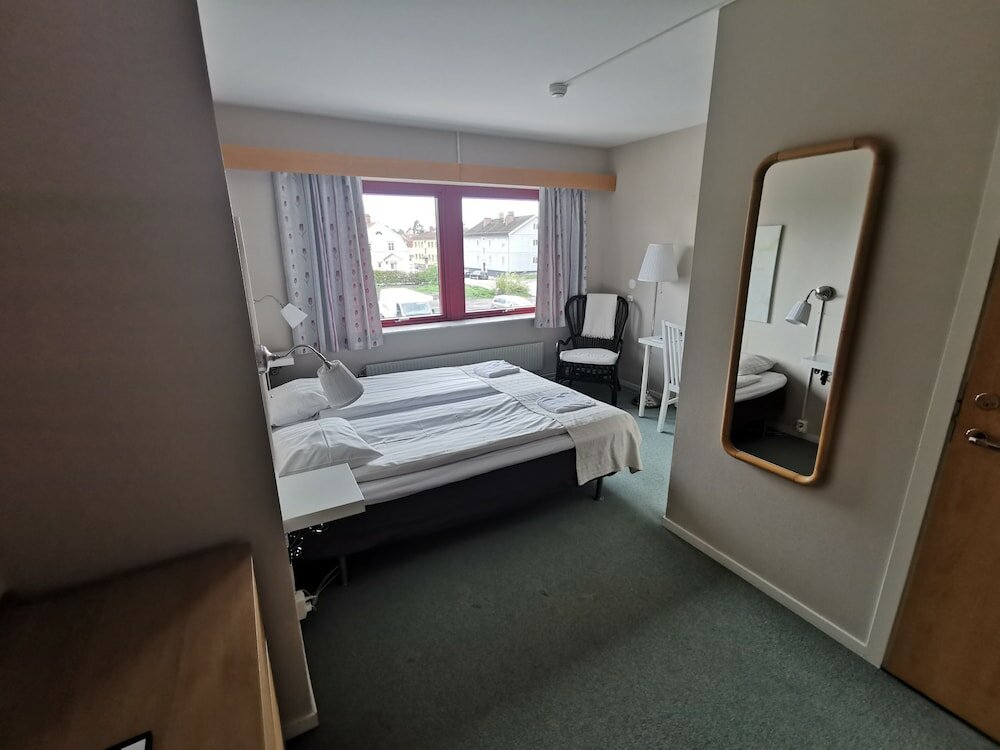 Фото Kils Hotell & Restaurang