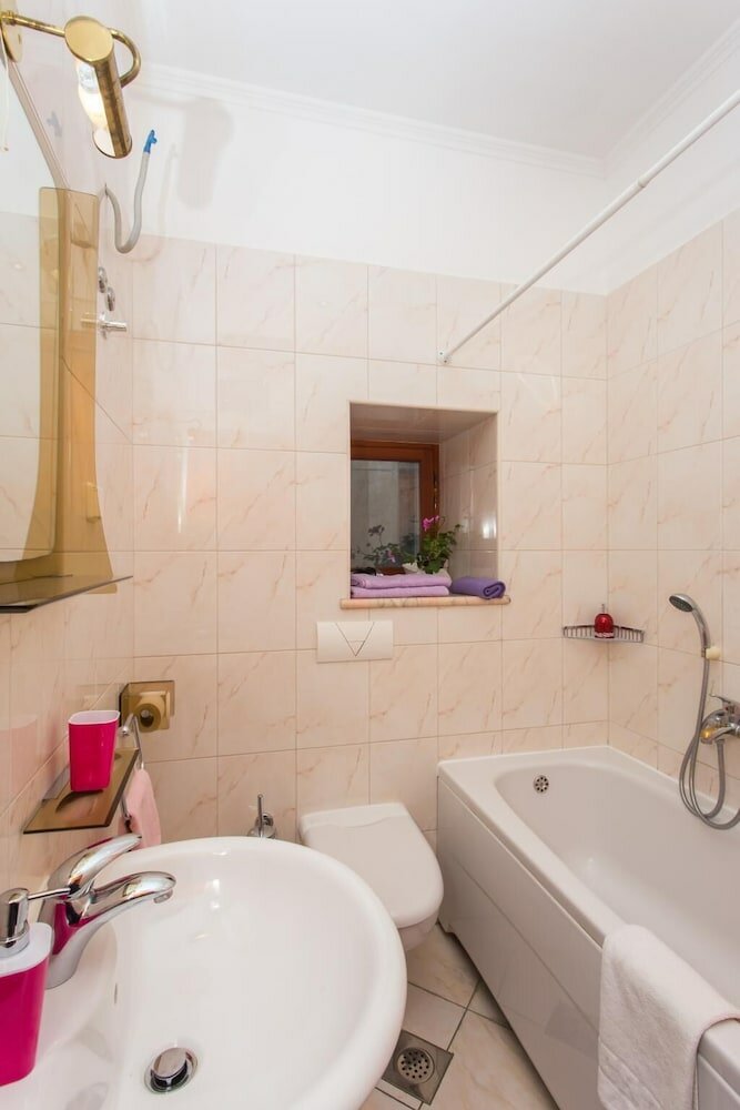 Фото Rooms Lovrijenac