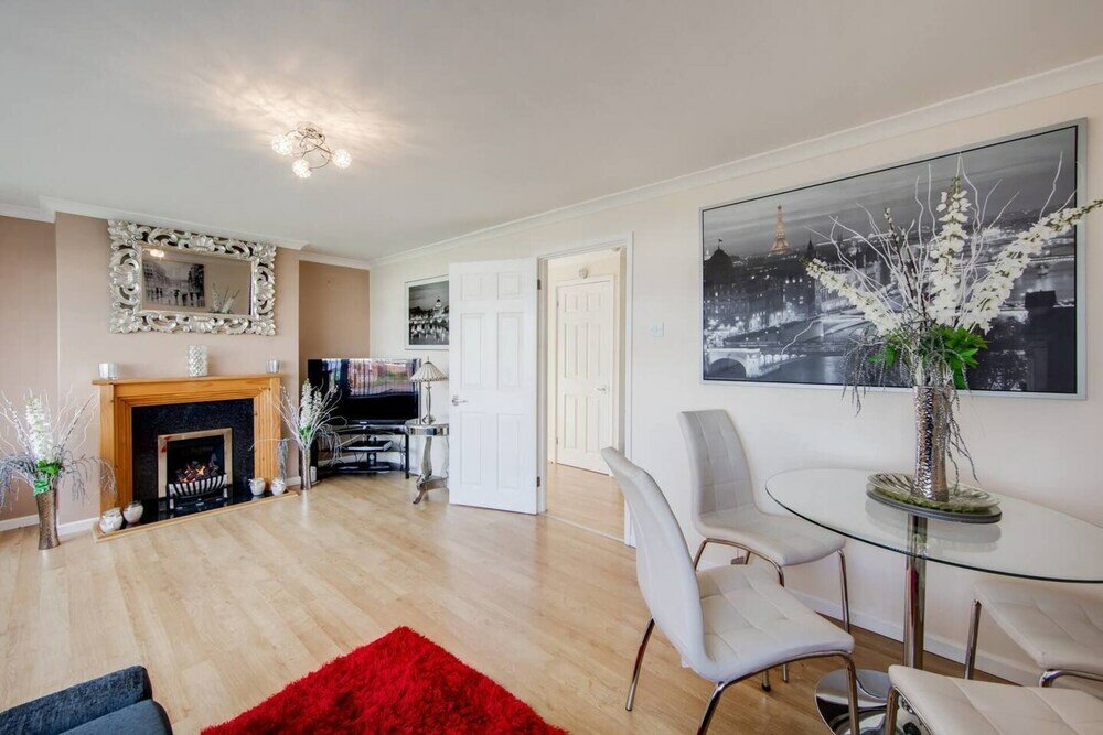 Фото Bungalow 2 min Walk to Beach and sea Sleeps 6