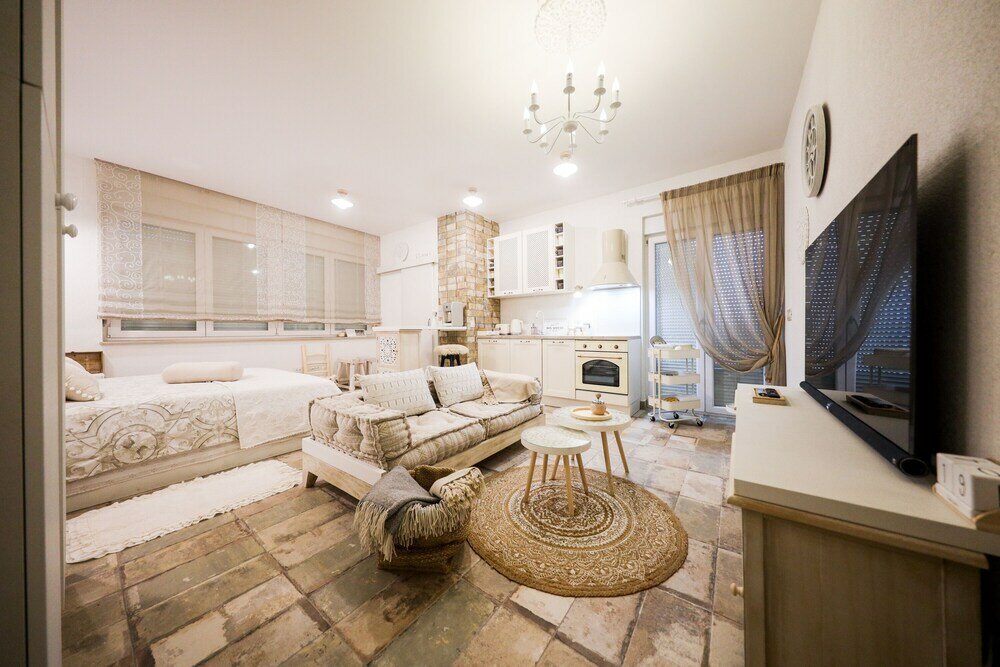 Фото Ika Boutique Luxury Apartments