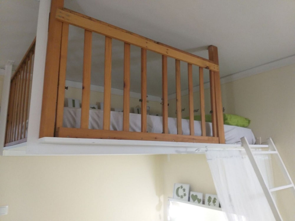 Фото Urban Minimalist Studio Apt. near Pagrati Park