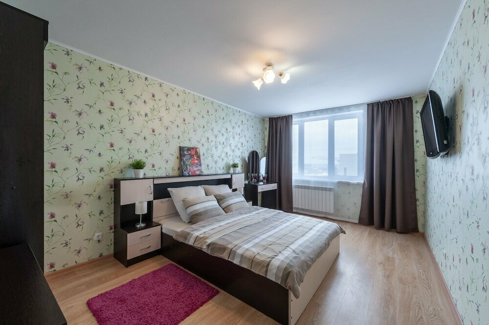 Short-term housing rental Apartment on Tramvaynyy pereulok 2-3 26 floor, Yekaterinburg, photo