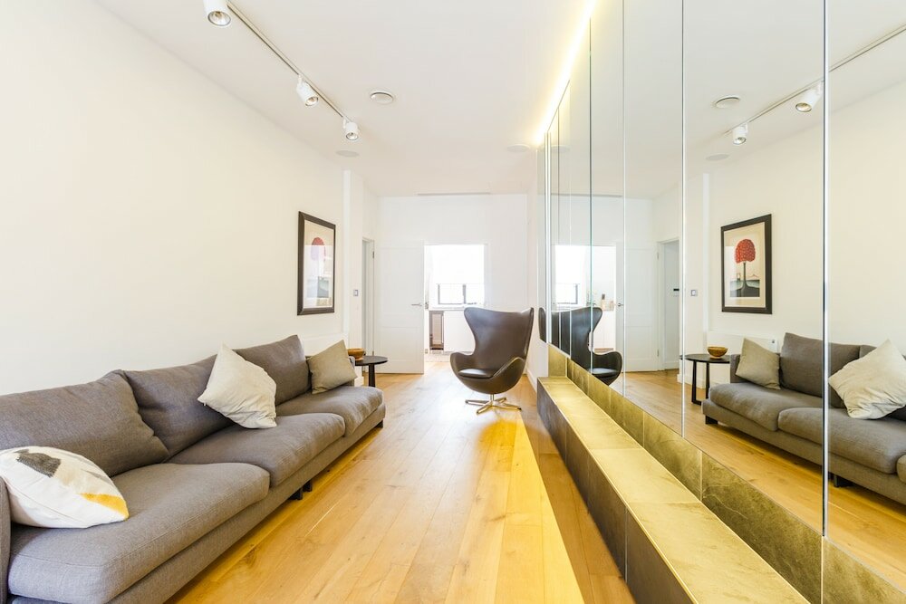 Фото Cockspur Street