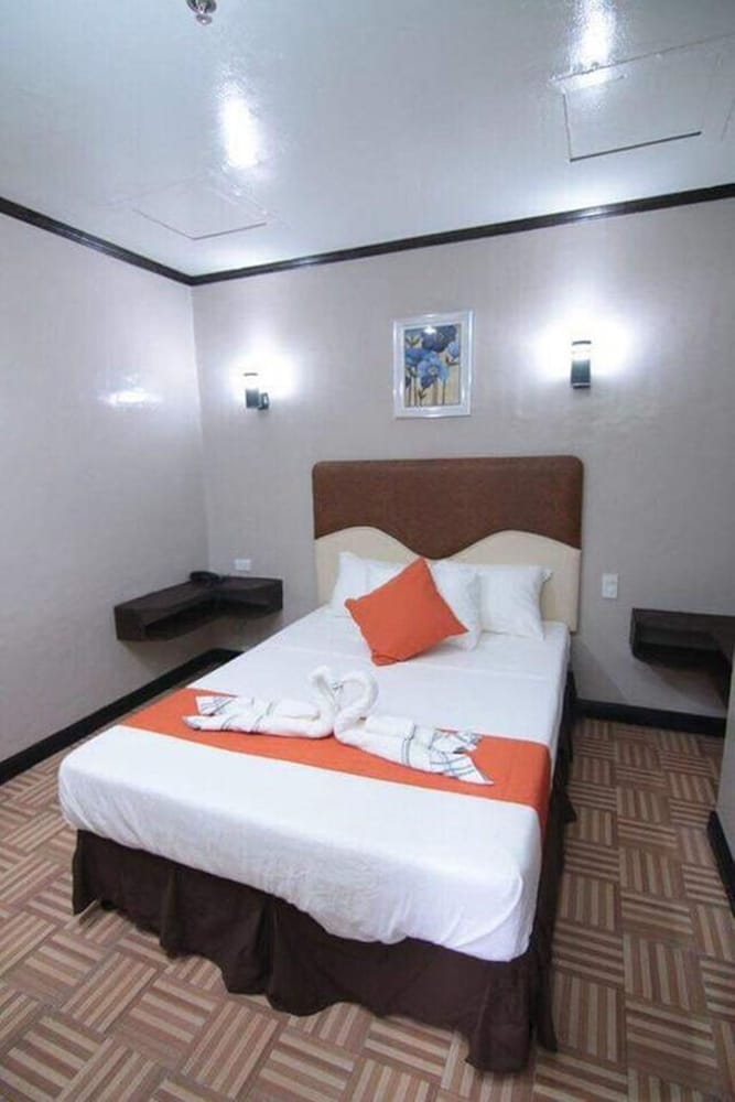 Фото 7 Meadows Inn