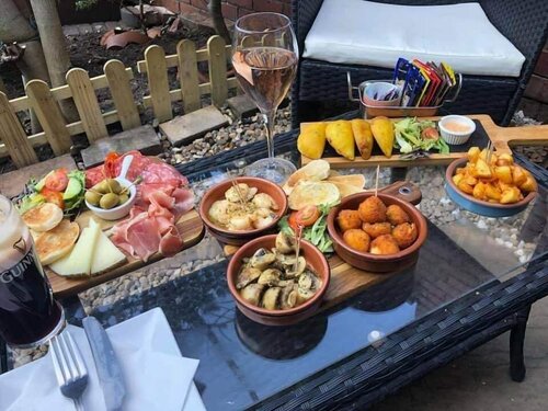 Гостиница The Kings Head Inn в Уорике