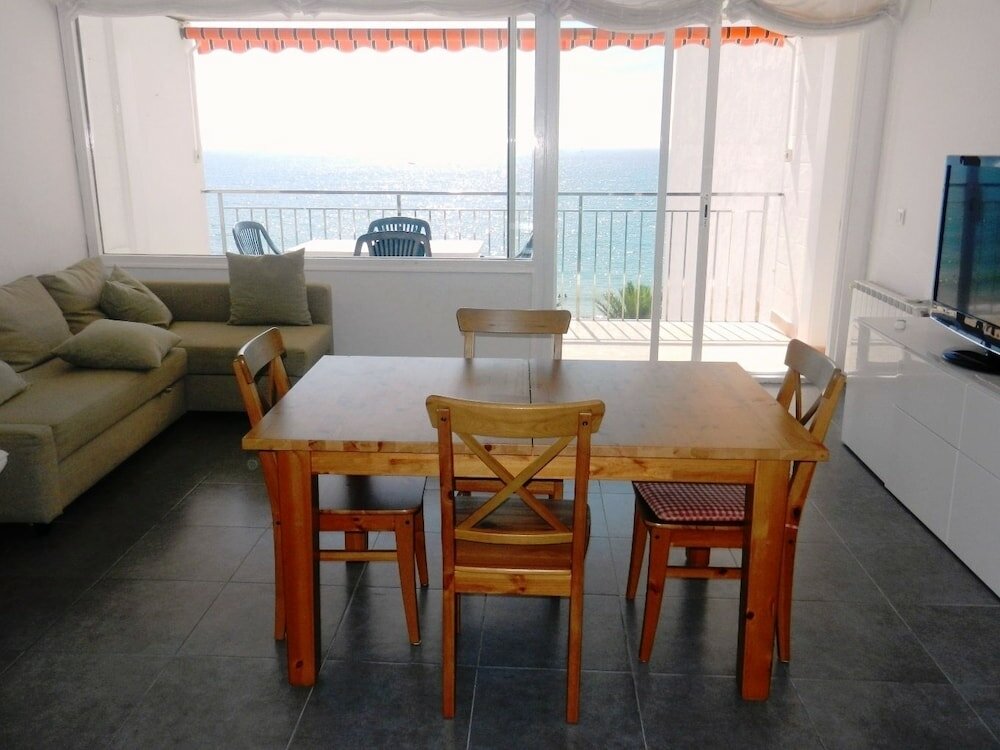 Фото Calafell Beach