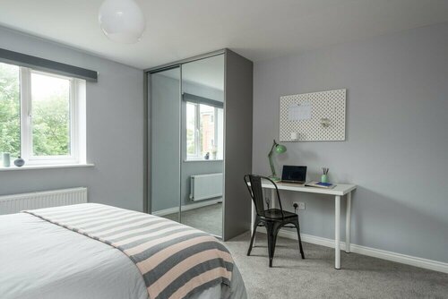 Гостиница Deco Spacious Townhouse в Ковентри