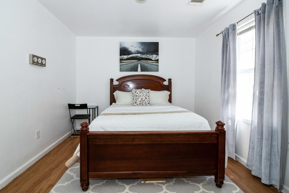 Фото Racpanos Modern Stay on Ocean Avenue