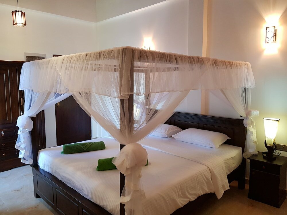 Фото My Whales Guest House