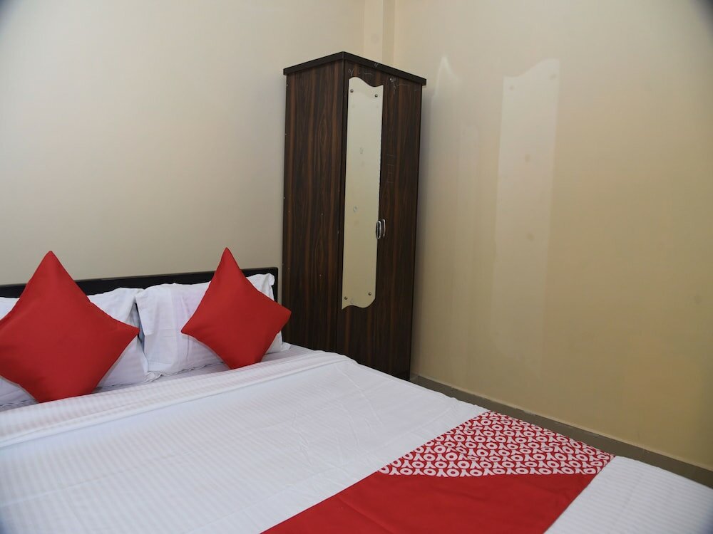 Фото Oyo 15071 Hotel Harsh Raj Residency