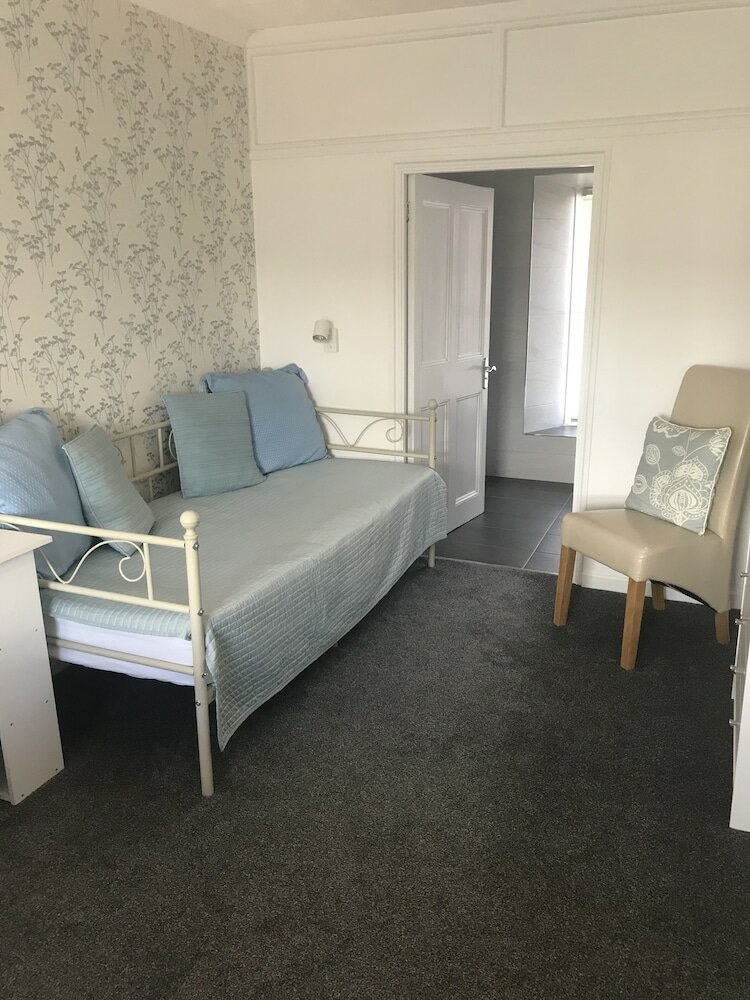 Фото Highcliffe Hotel