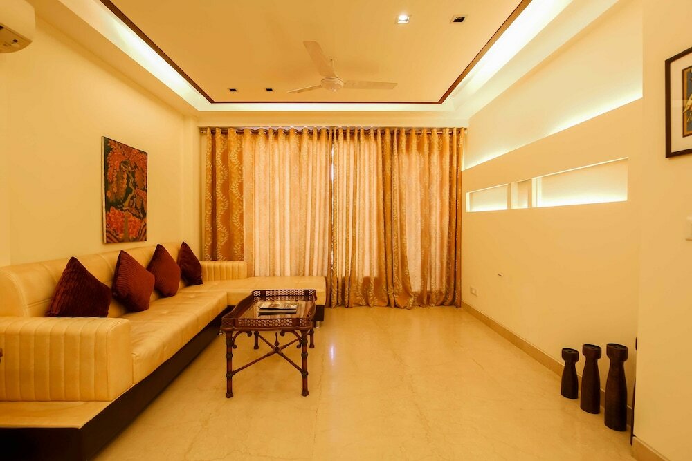 Фото Woodpecker Service Apartments Green Park