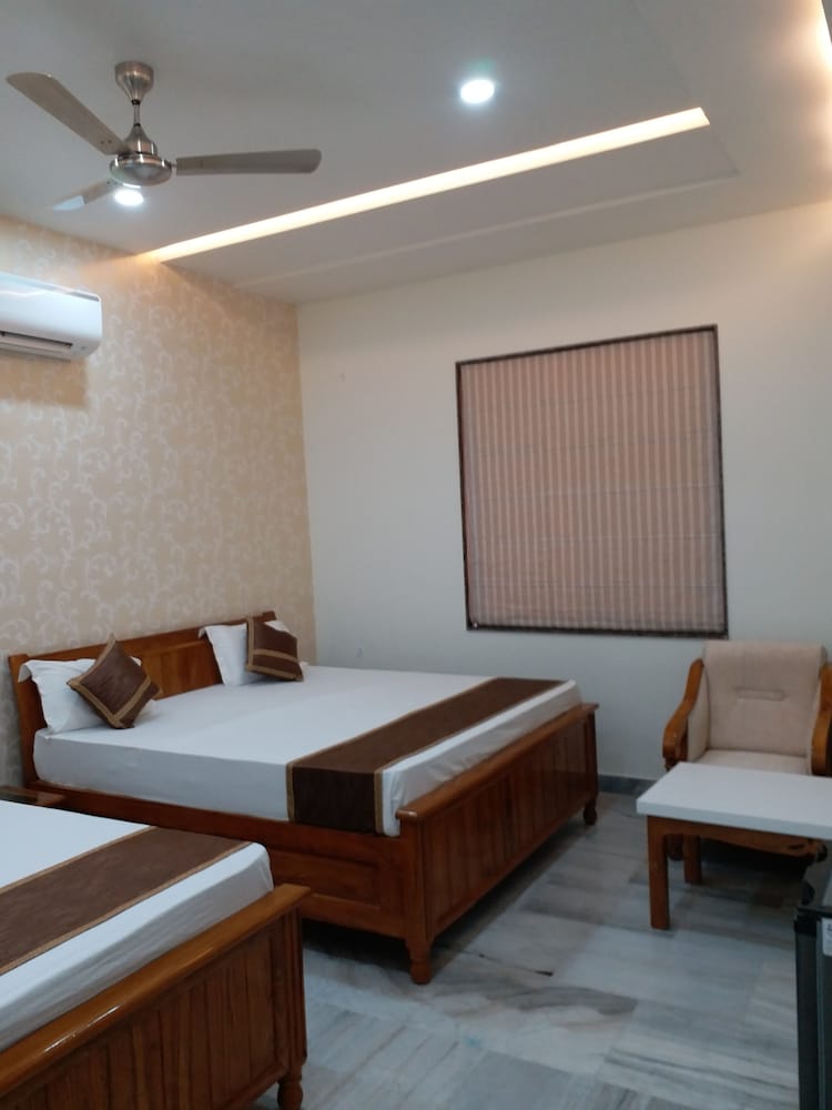 Фото Vandana Residency